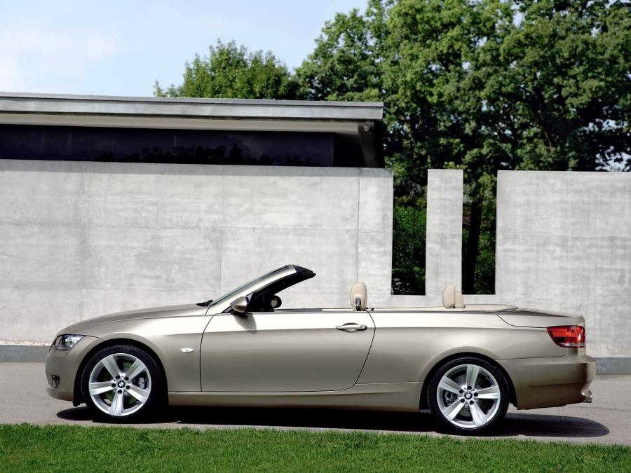  BMW 335i Convertible 2007 года  (фото 67 из 91)